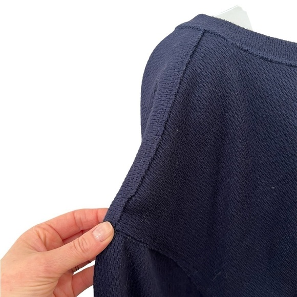 Free People We the Free dark blue stretchy balloon long sleeve top size small - Picture 4 of 11